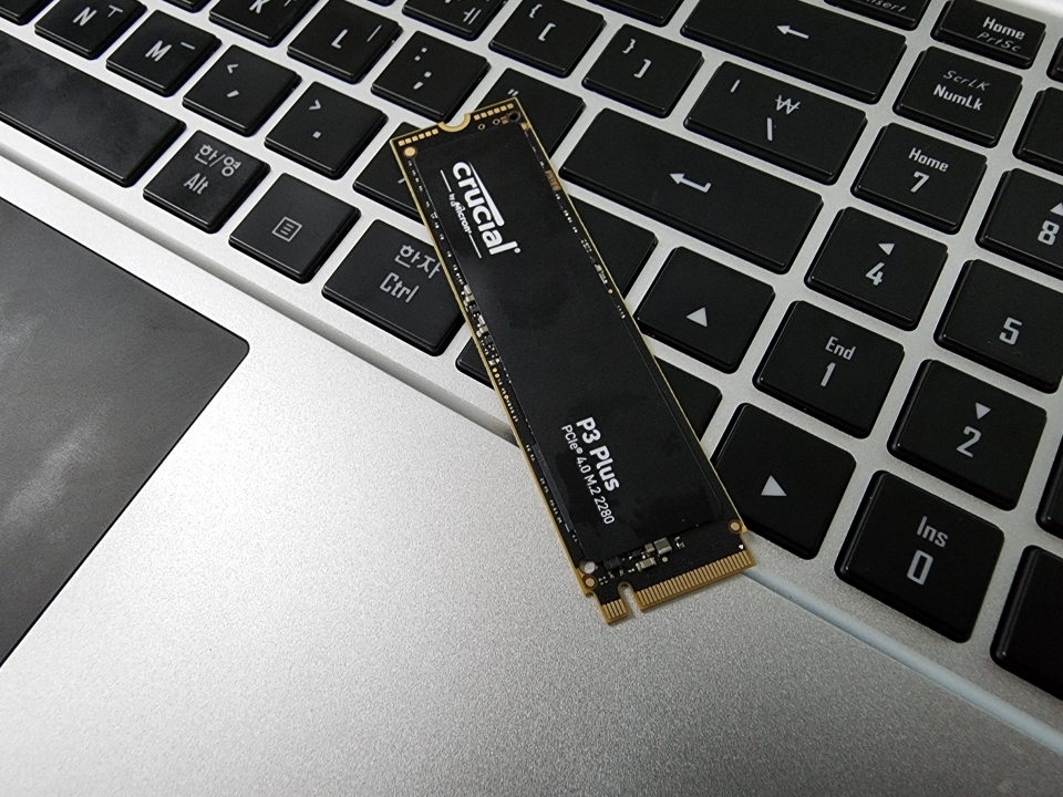 PCIe 4.0 SSD를 지원하는 최신 노트북과도 궁합이 좋다.