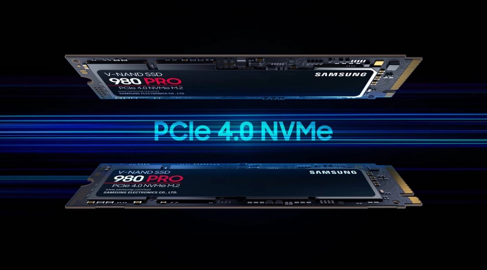최신 PCIe 4.0 인터페이스를 지원하는 시스템이 필요하다.